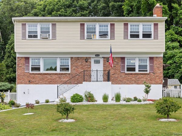 3123 Douglas Drive , Yorktown Heights, NY 10598