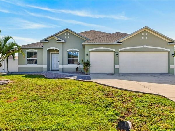 1623 SW 19th PL , CAPE CORAL, FL 33991