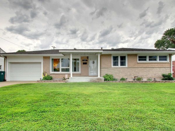 3712 Biscayne Street, Quincy, IL 62305