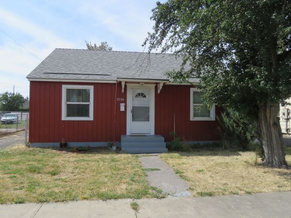 2536 Darrow Avenue, Klamath Falls, OR 97601