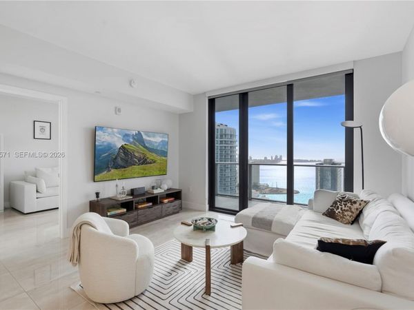 1010 Brickell Ave , Unit 3903, Miami, FL 33131