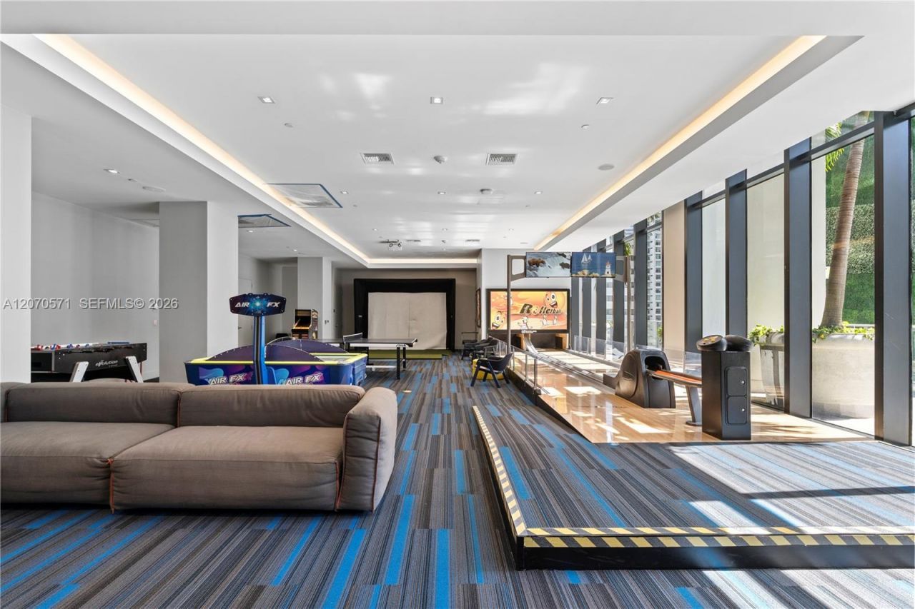 1010 Brickell Ave , Unit 3903, Miami, FL 33131 Photo