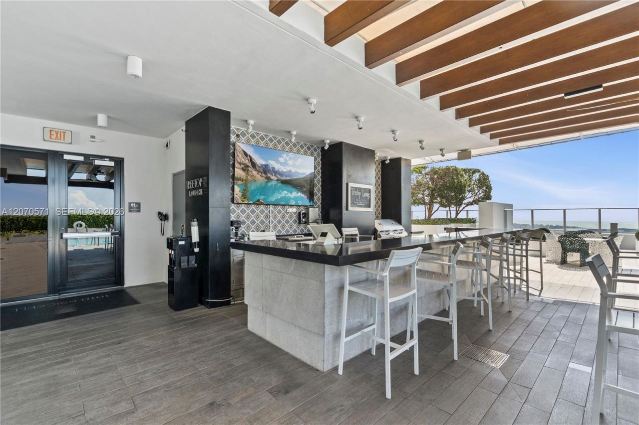 1010 Brickell Ave , Unit 3903, Miami, FL 33131 Photo