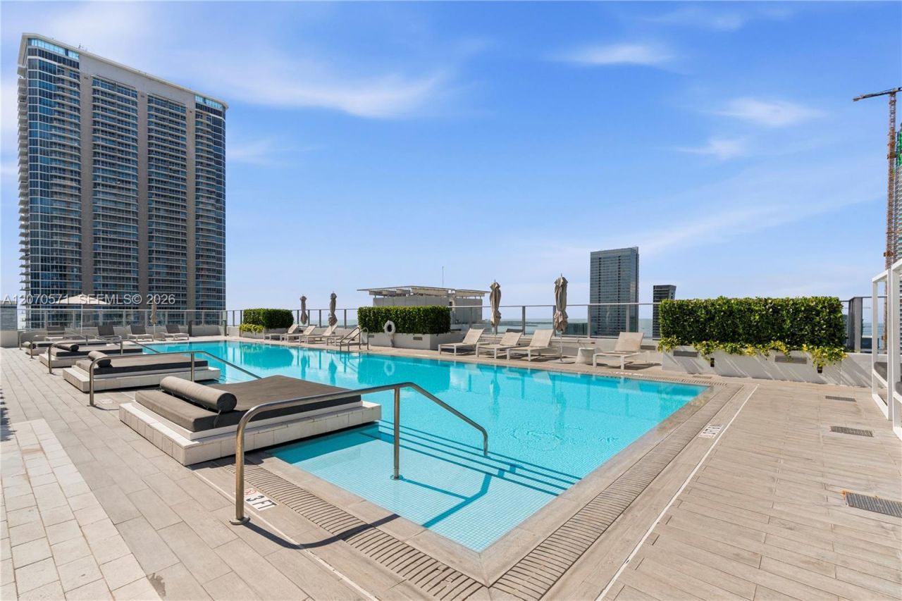 1010 Brickell Ave , Unit 3903, Miami, FL 33131 Photo