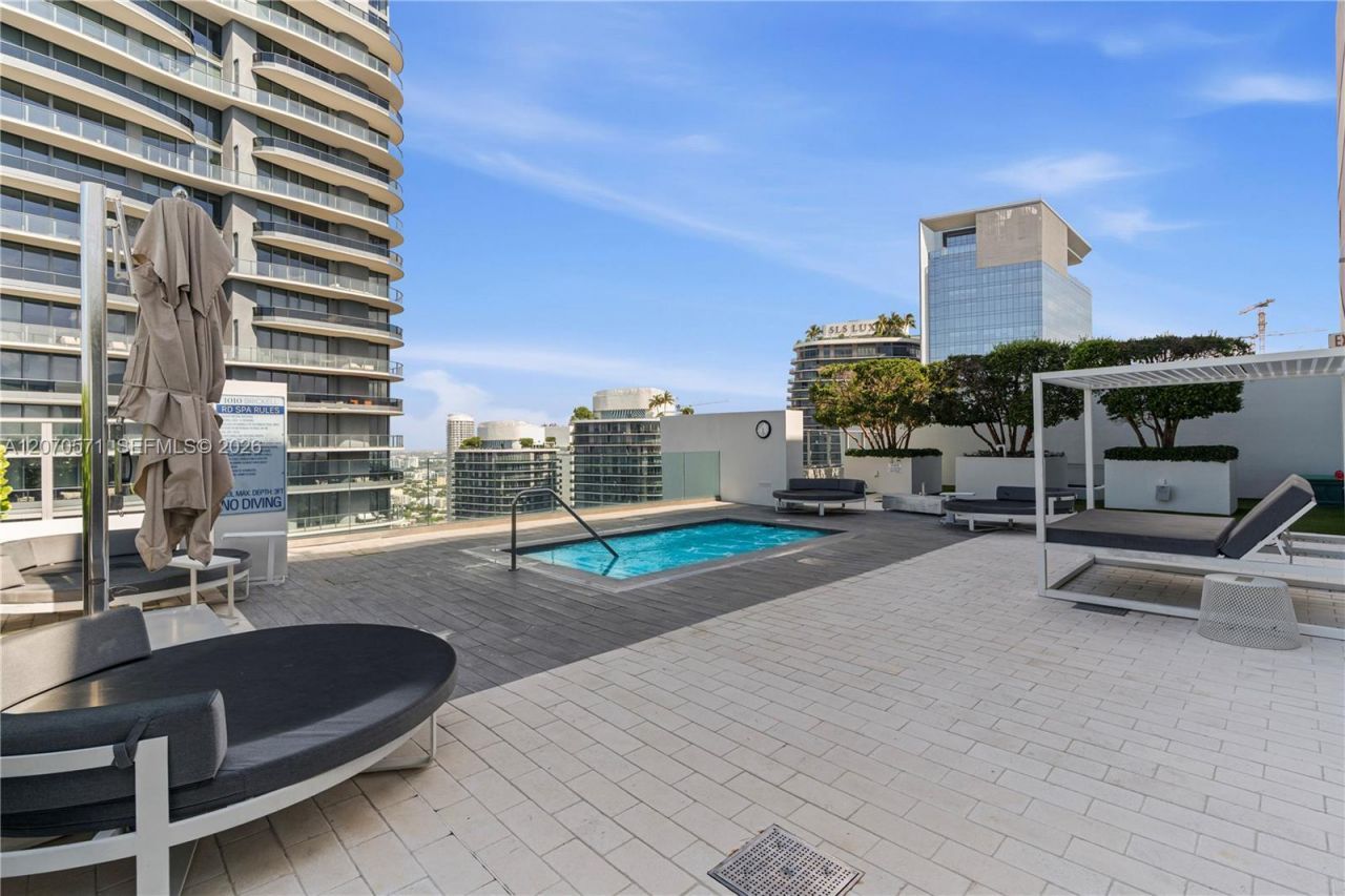 1010 Brickell Ave , Unit 3903, Miami, FL 33131 Photo