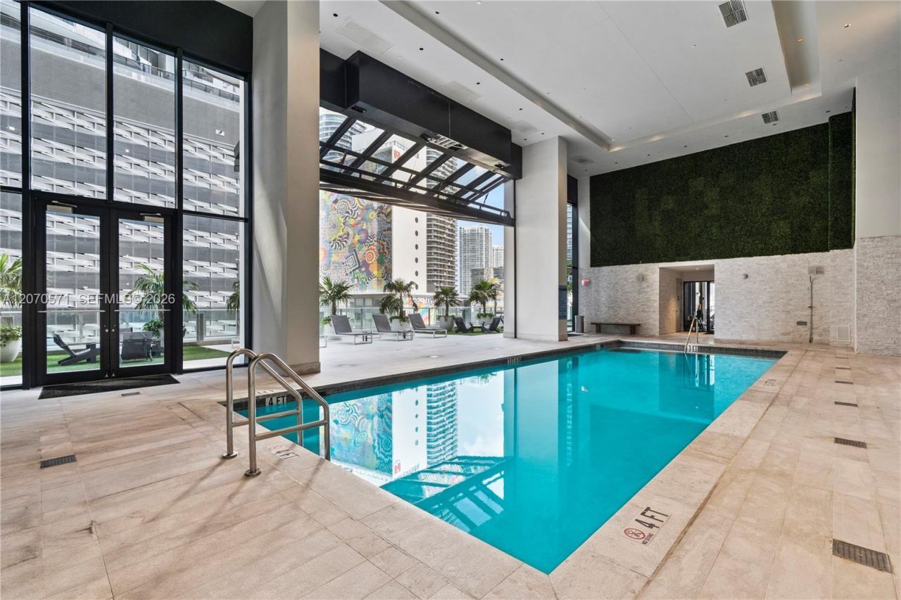 1010 Brickell Ave , Unit 3903, Miami, FL 33131 Photo