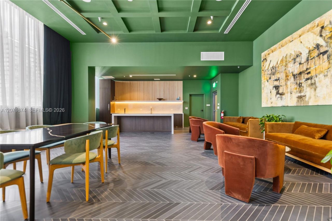 11 NE 6 St , Unit 3213, Miami, FL 33132 Photo