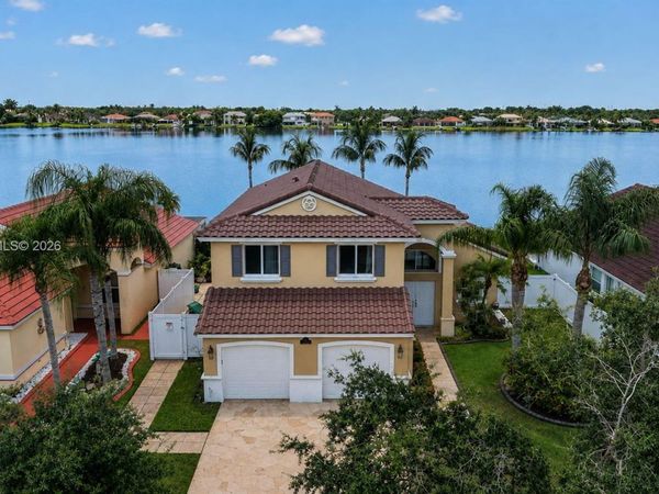 19156 NW 24th Ct , Pembroke Pines, FL 33029