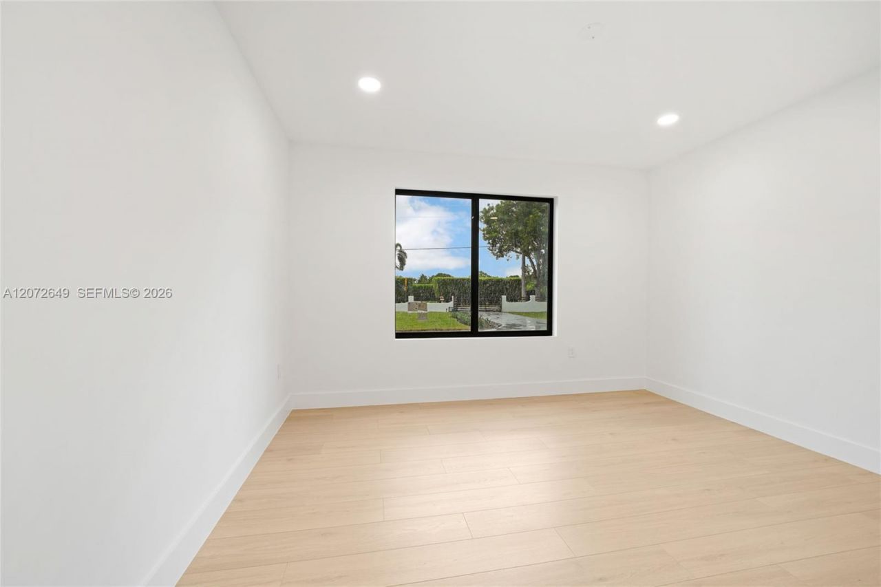 11901 SW 45th St , Miami, FL 33175 Photo