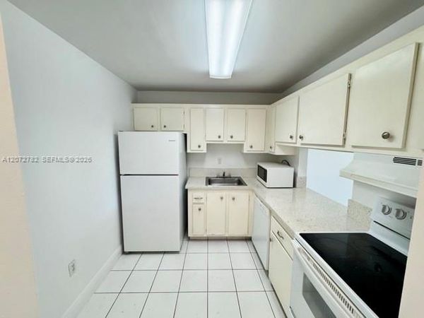 4920 NW 79th Ave , Unit 207, Doral, FL 33166