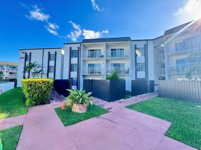 4920 NW 79th Ave , Unit 207, Doral, FL 33166 Photo
