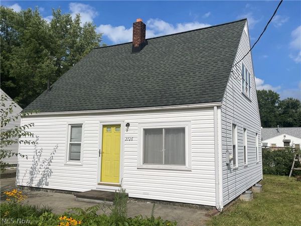 2726 Gilbert Avenue NE, Canton, OH 44705