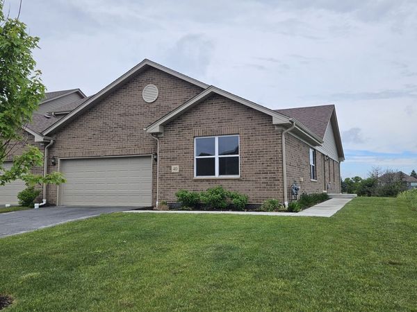 40 Olympus Drive , Tinley Park, IL 60477