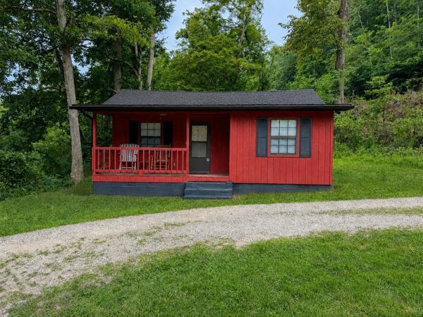 5732 Rt. 152, Lavalette, WV 25535