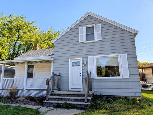 1718 E JOHN STREET, Appleton, WI 54915