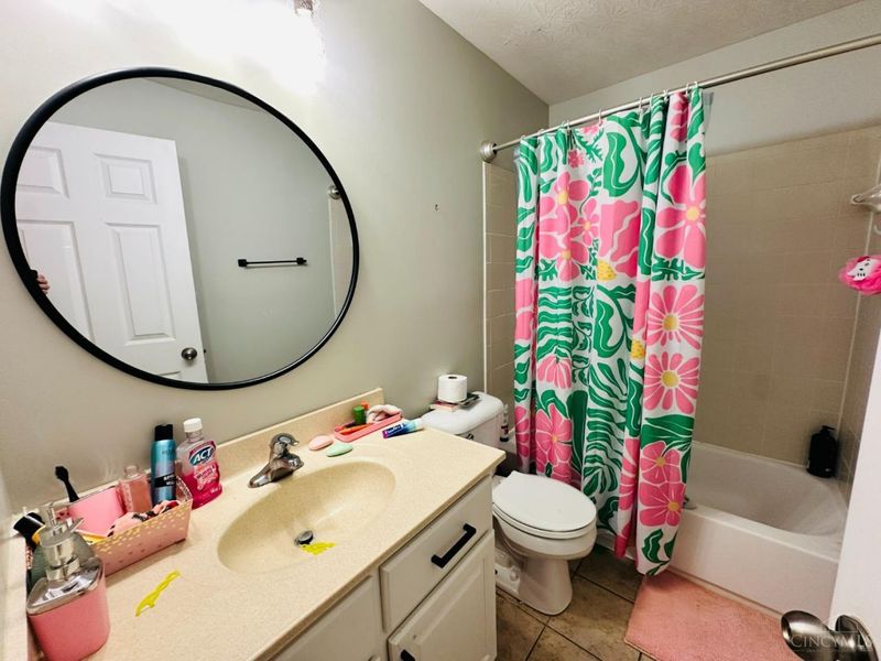 7216 Rolling Oaks Court, Colerain Township, OH 45239 Photo 19