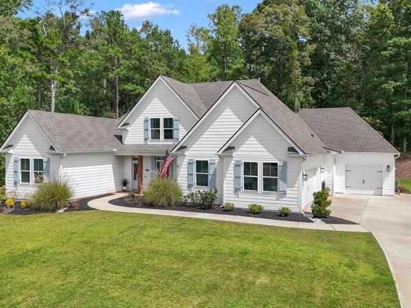 215 Greyfairs Avenue, Senoia, GA 30276