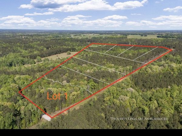 4509 Sr 18 Highway, West Point, GA 31833