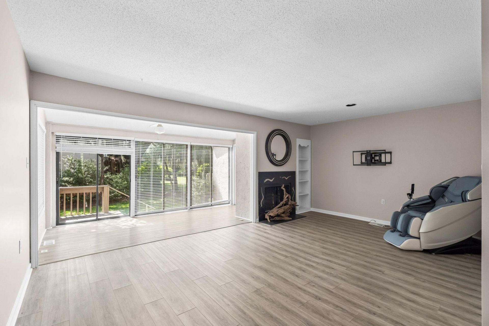 30 Peter Horry Ct. Photo 13