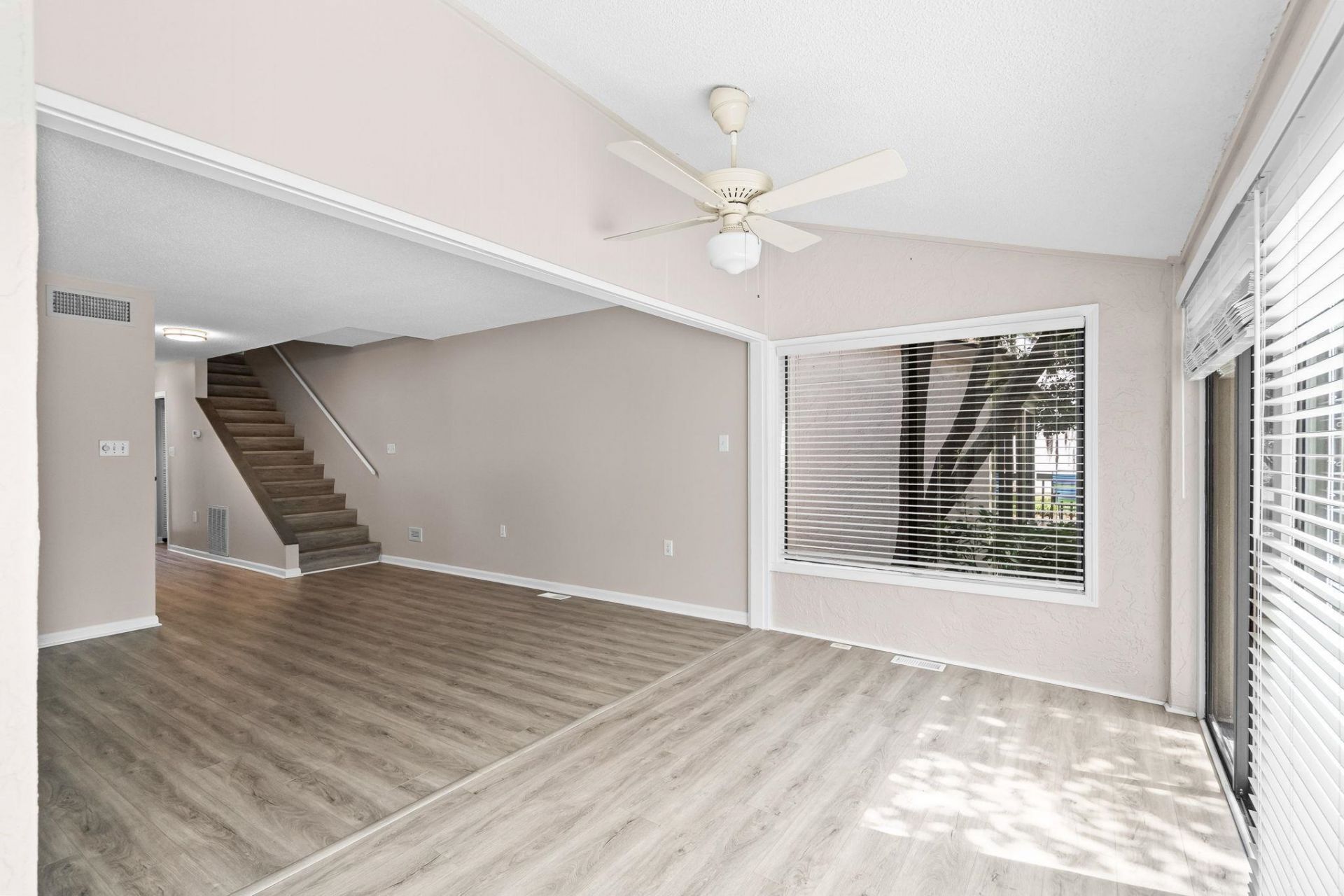 30 Peter Horry Ct. Photo 20