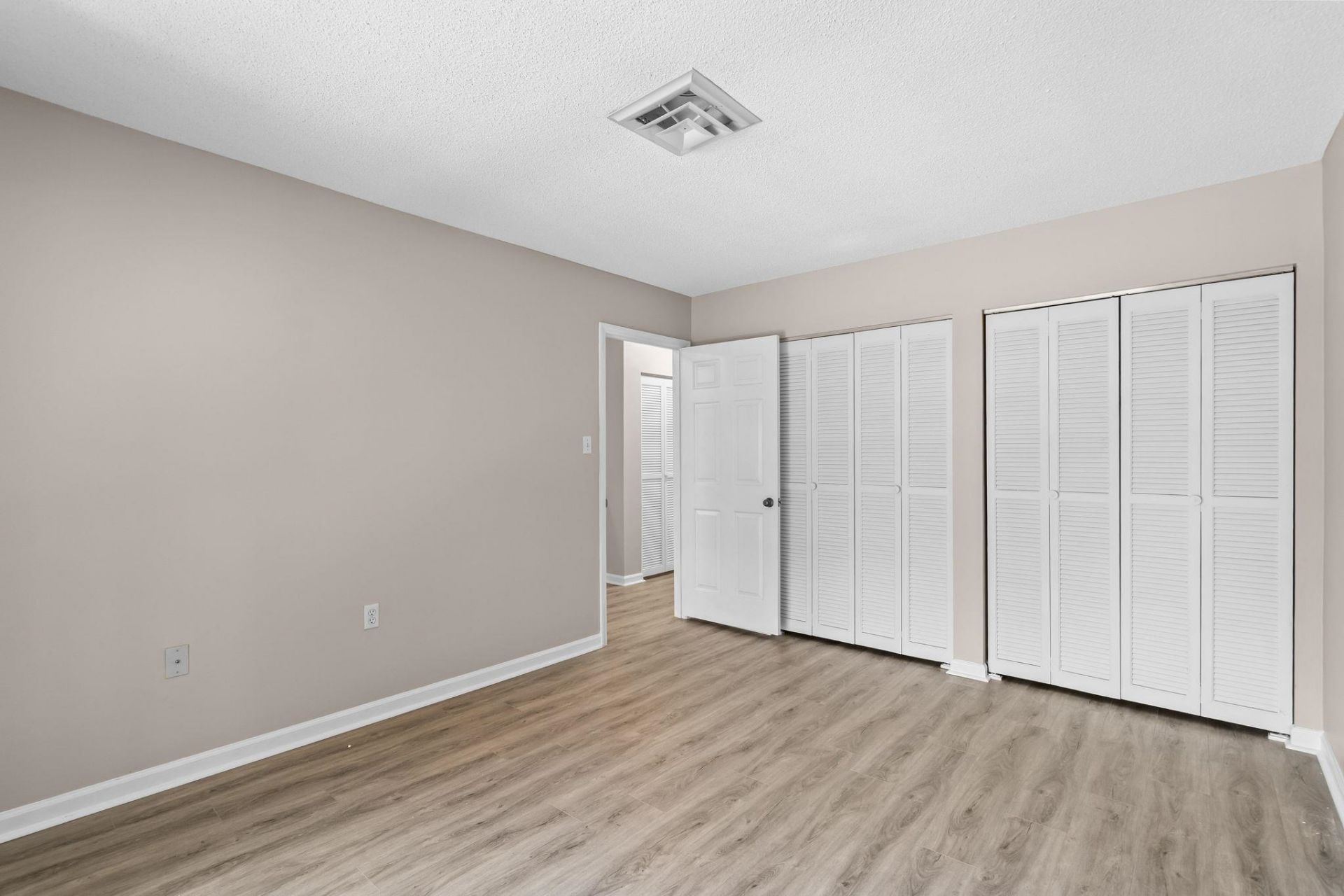 30 Peter Horry Ct. Photo 30