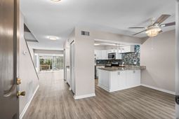 30 Peter Horry Ct. photo 4