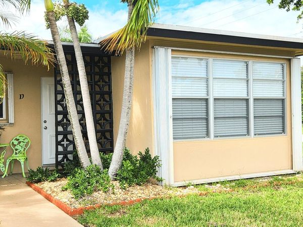1042 NORTH Drive, Unit D, Delray Beach, FL 33445