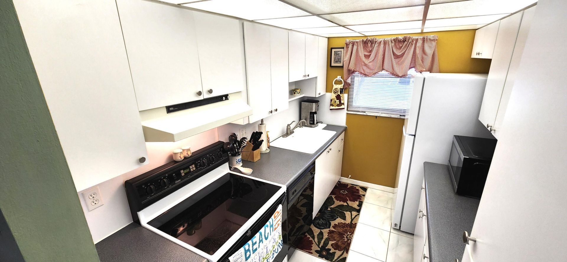 1042 North Drive, Unit D, Delray Beach, FL 33445 Photo