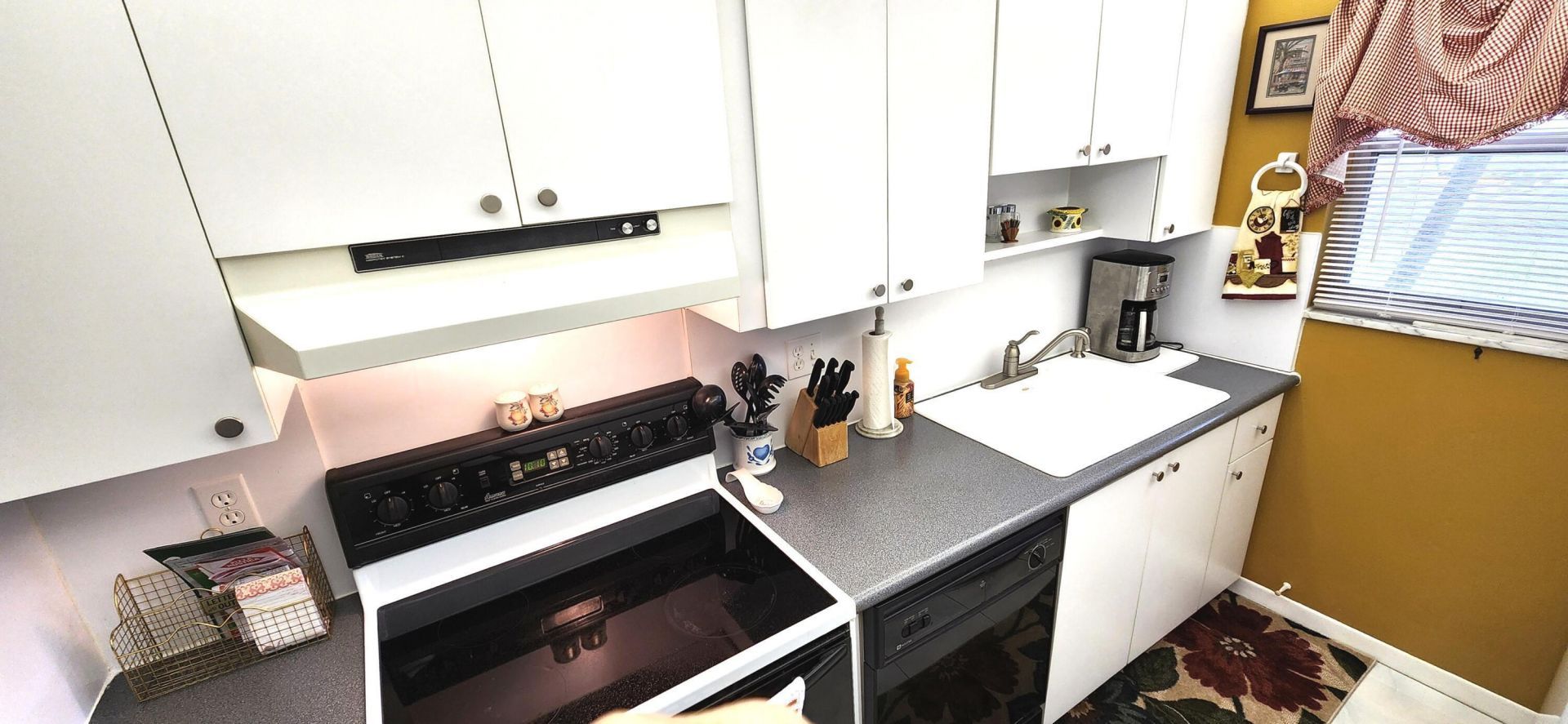 1042 North Drive, Unit D, Delray Beach, FL 33445 Photo