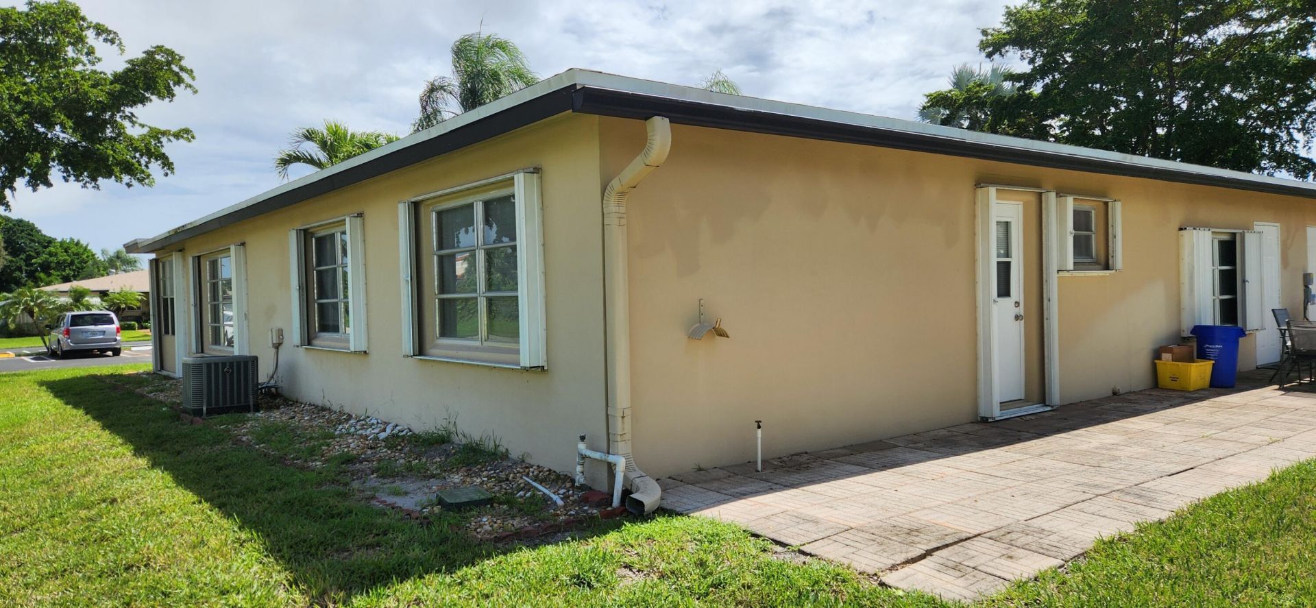1042 North Drive, Unit D, Delray Beach, FL 33445 Photo