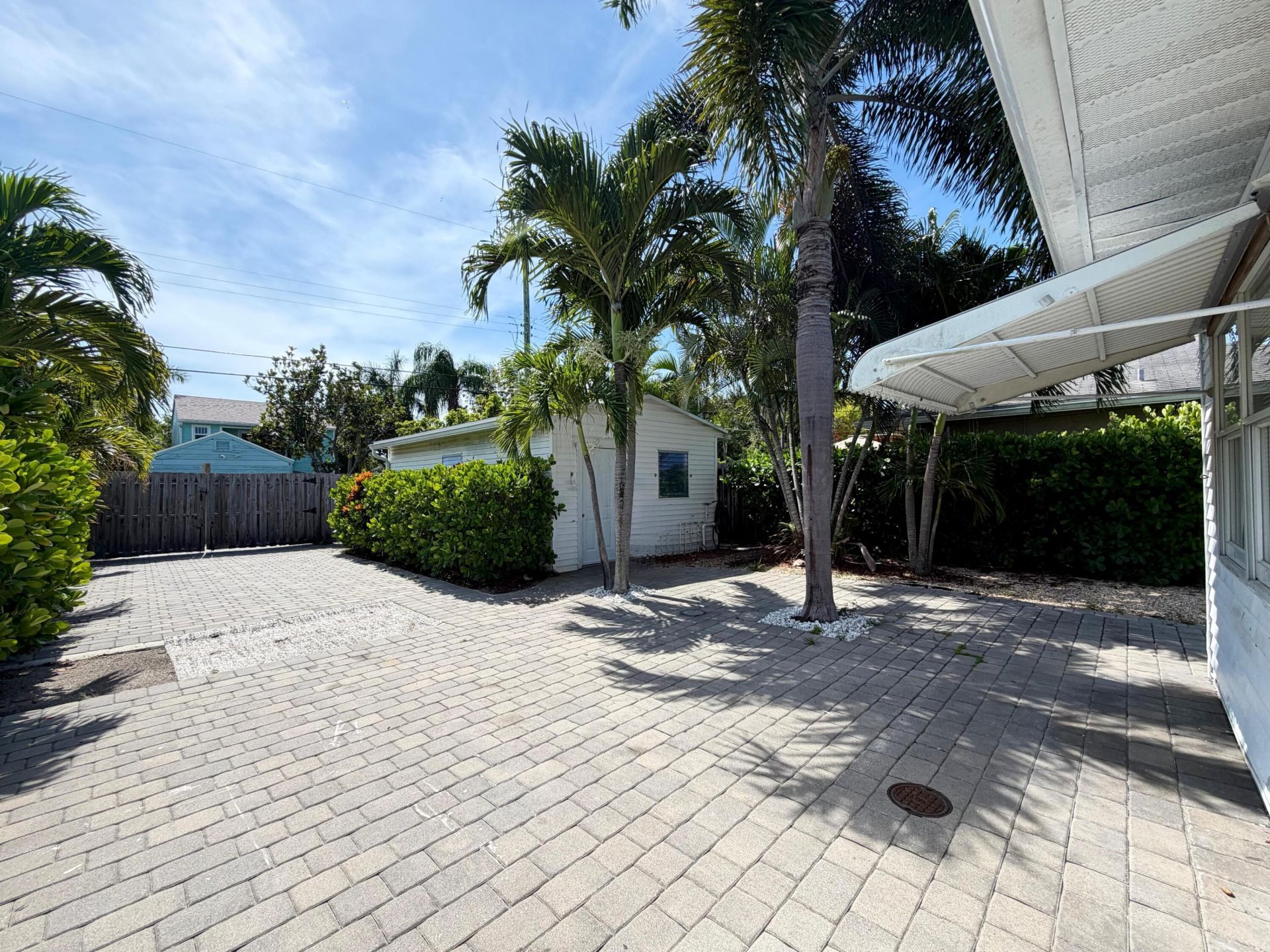 528 N J Street, Lake Worth Beach, FL 33460 Photo