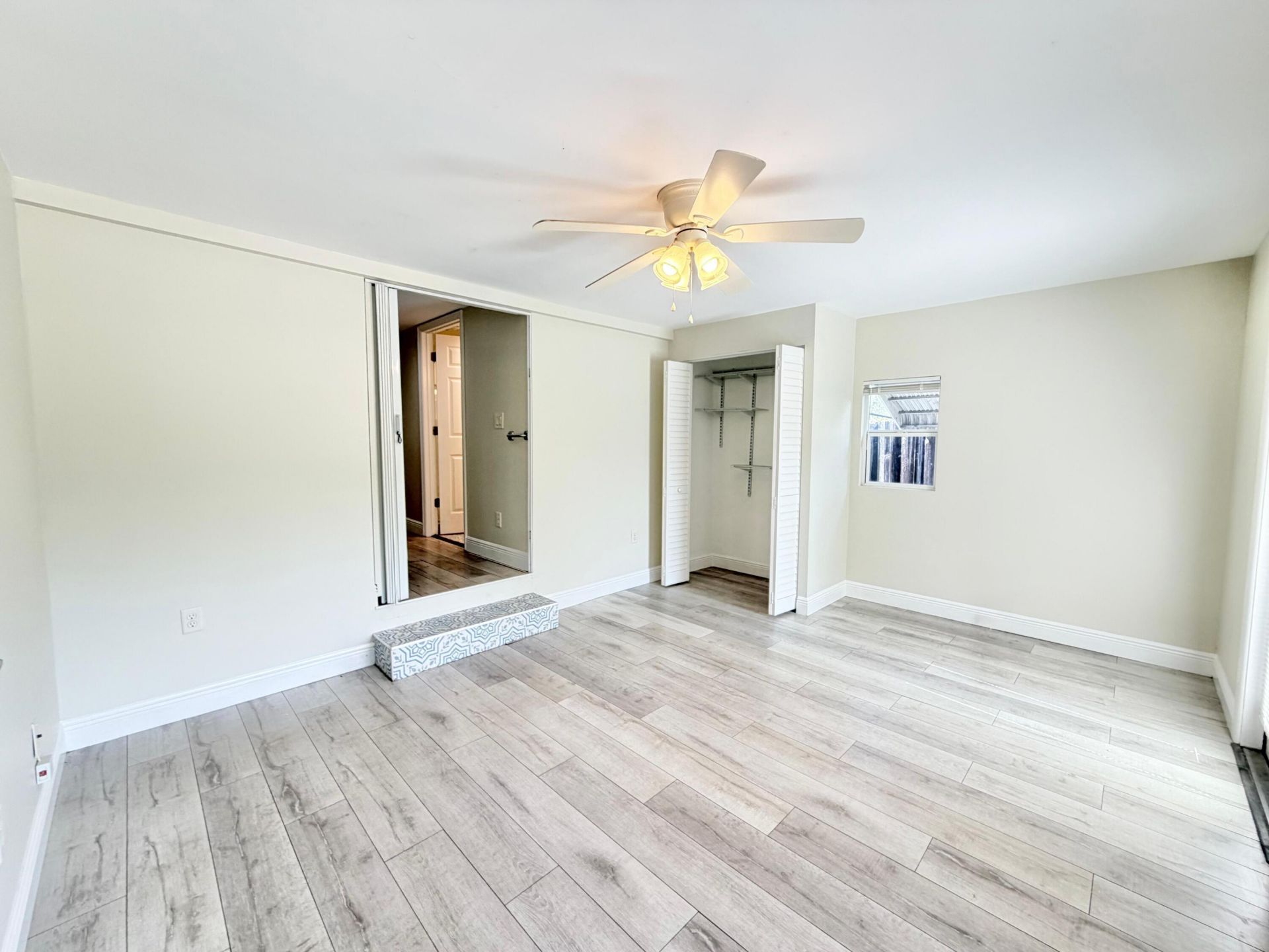 528 N J Street, Lake Worth Beach, FL 33460 Photo