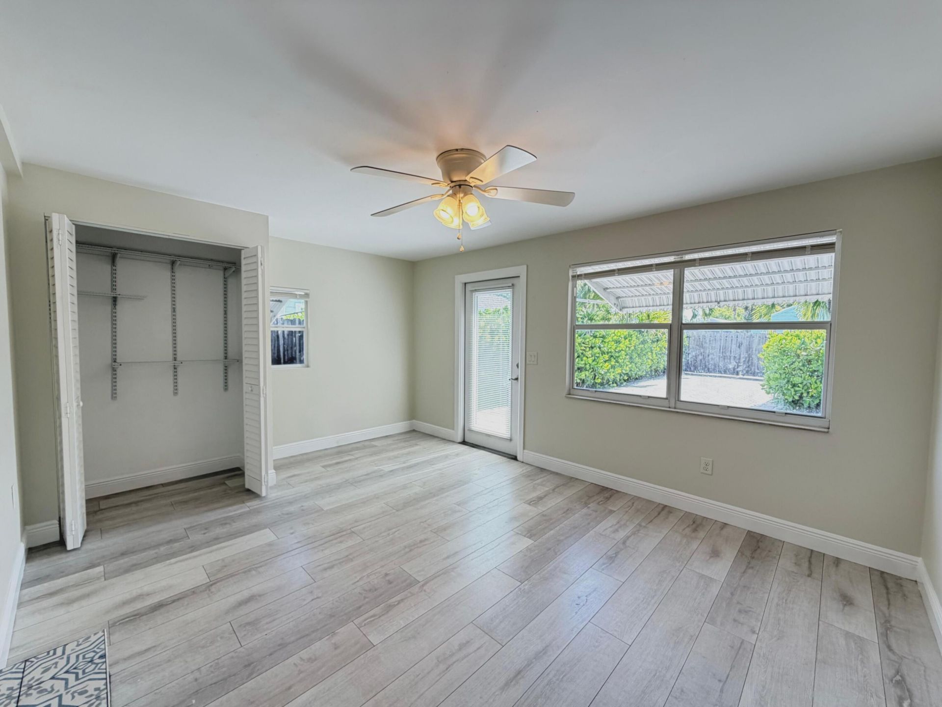 528 N J Street, Lake Worth Beach, FL 33460 Photo