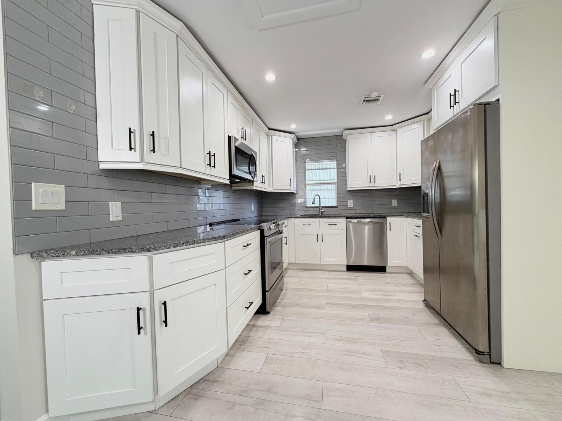 528 N J Street, Lake Worth Beach, FL 33460 Photo