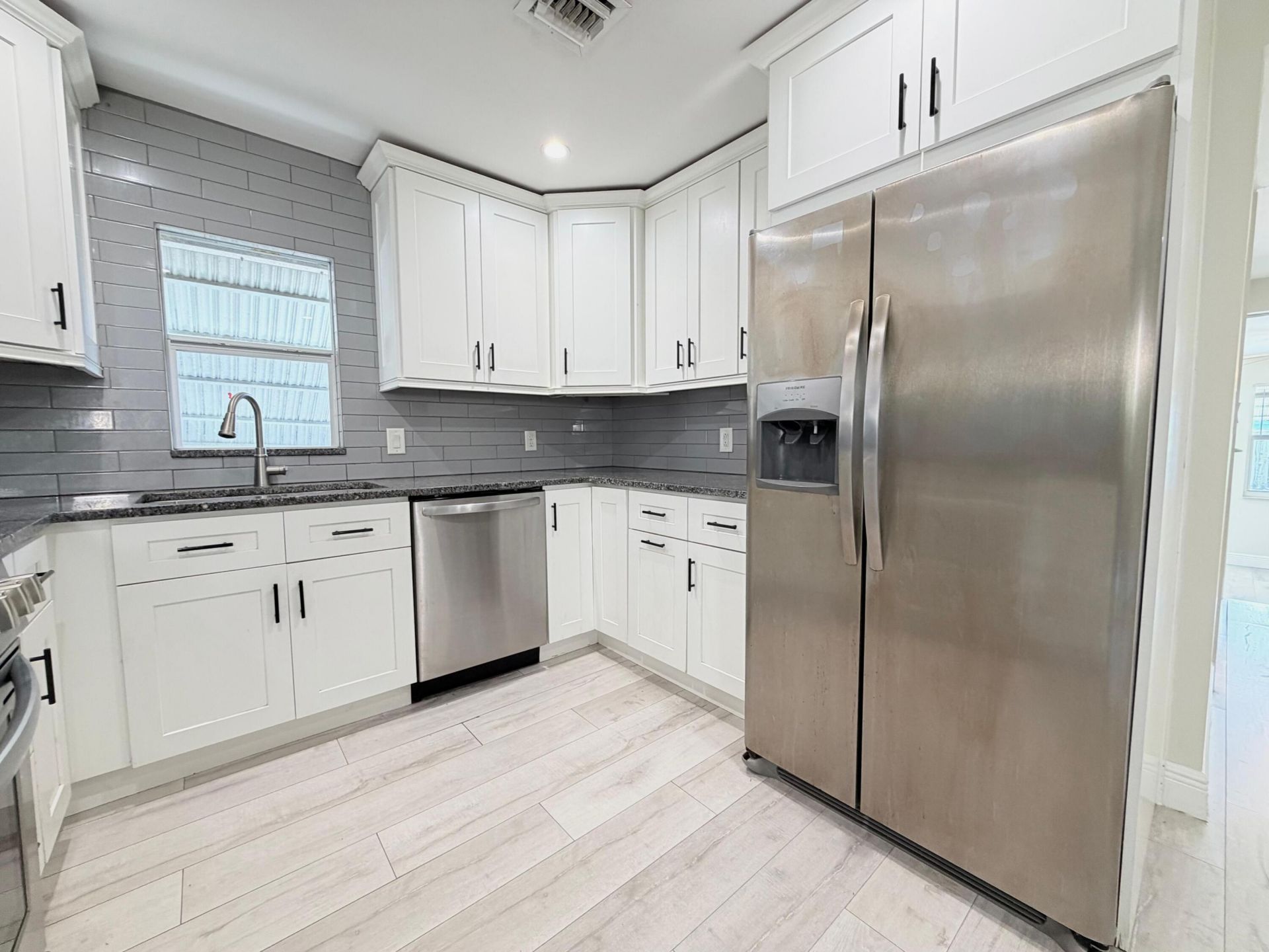 528 N J Street, Lake Worth Beach, FL 33460 Photo