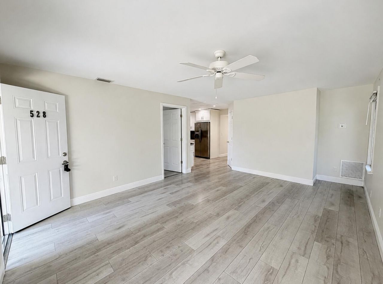 528 N J Street, Lake Worth Beach, FL 33460 Photo