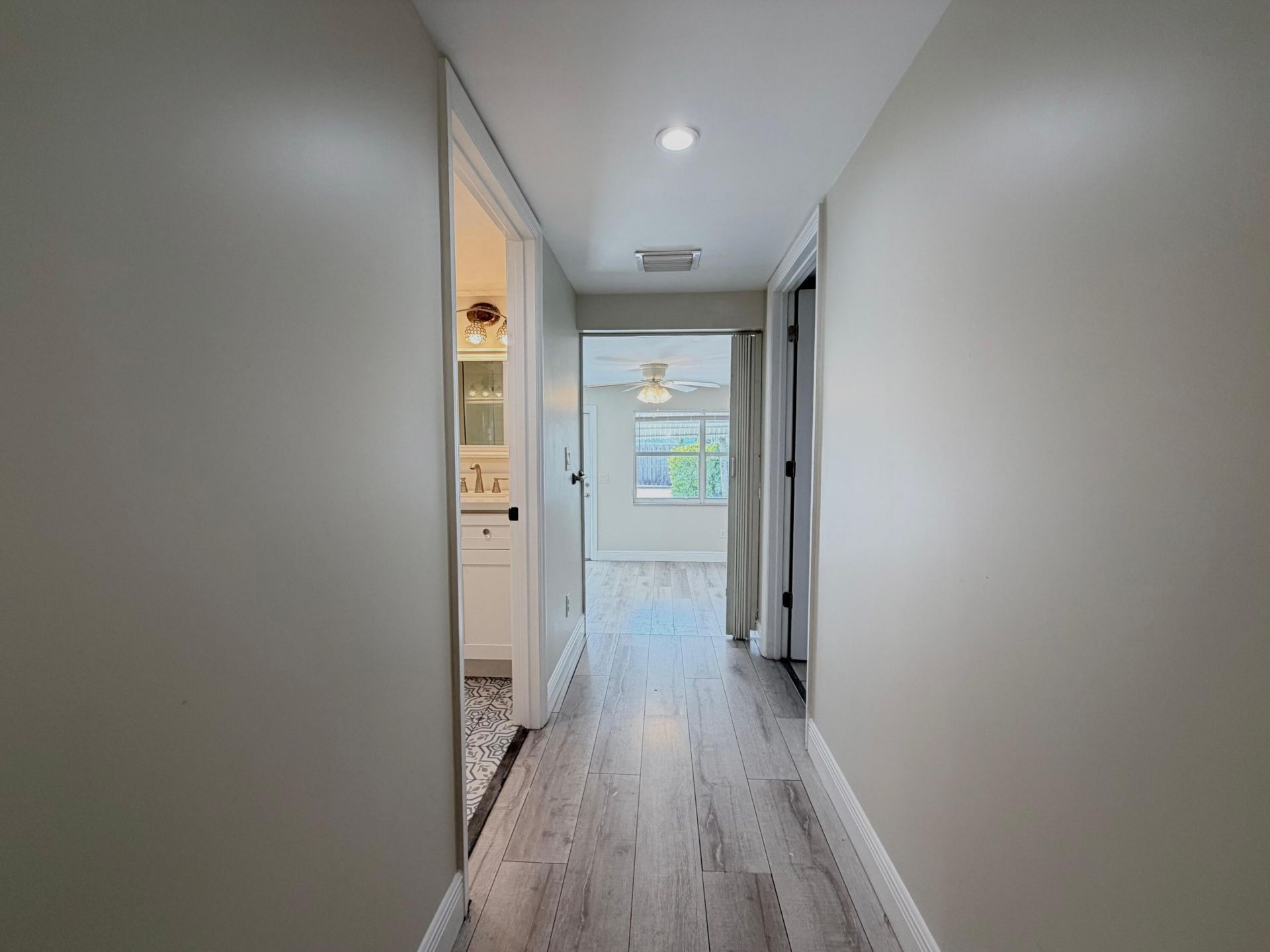 528 N J Street, Lake Worth Beach, FL 33460 Photo