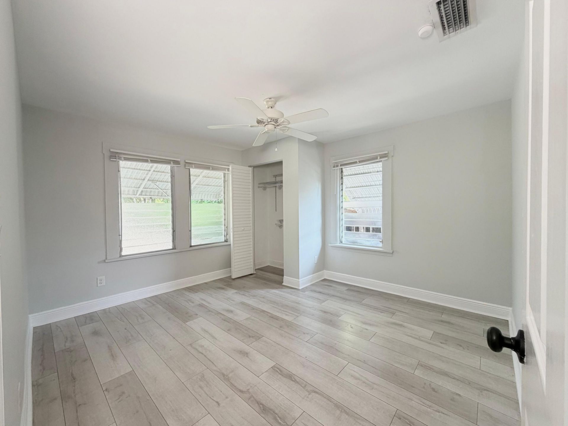 528 N J Street, Lake Worth Beach, FL 33460 Photo
