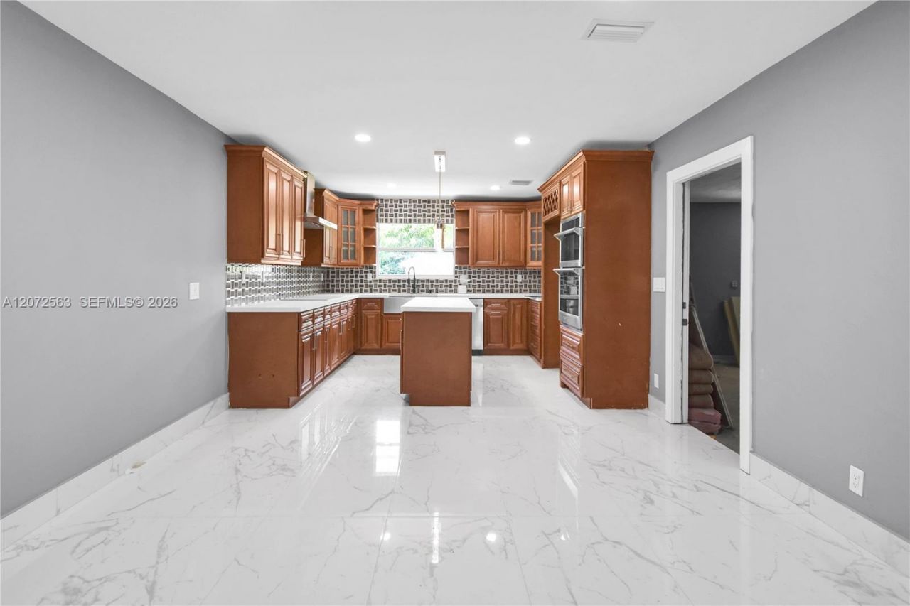 18200 SW 48th St , Southwest Ranches, FL 33331 Photo