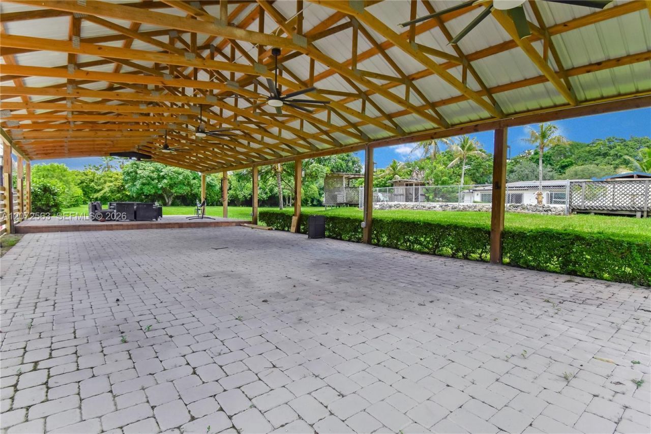 18200 SW 48th St , Southwest Ranches, FL 33331 Photo
