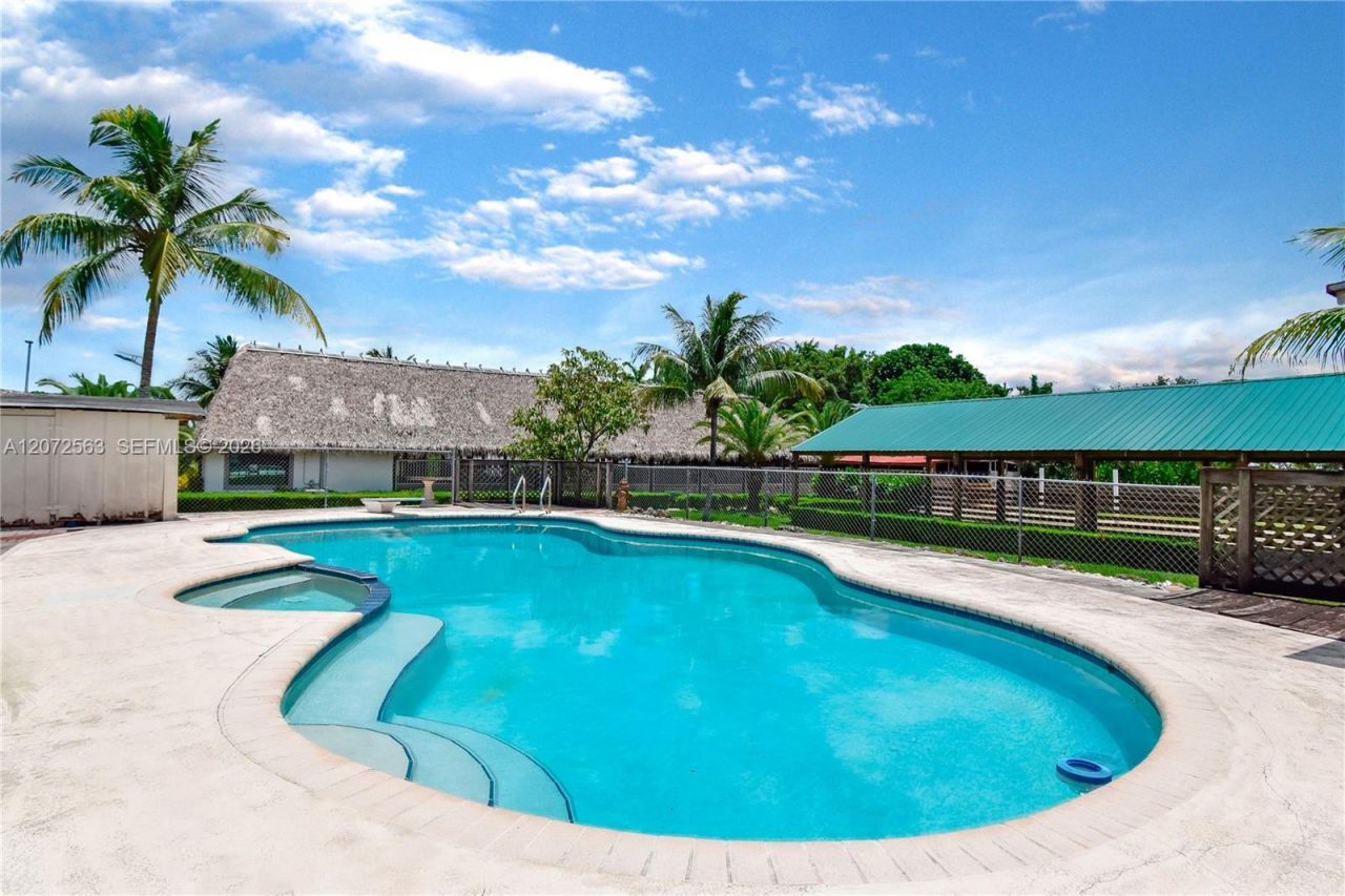 18200 SW 48th St , Southwest Ranches, FL 33331 Photo