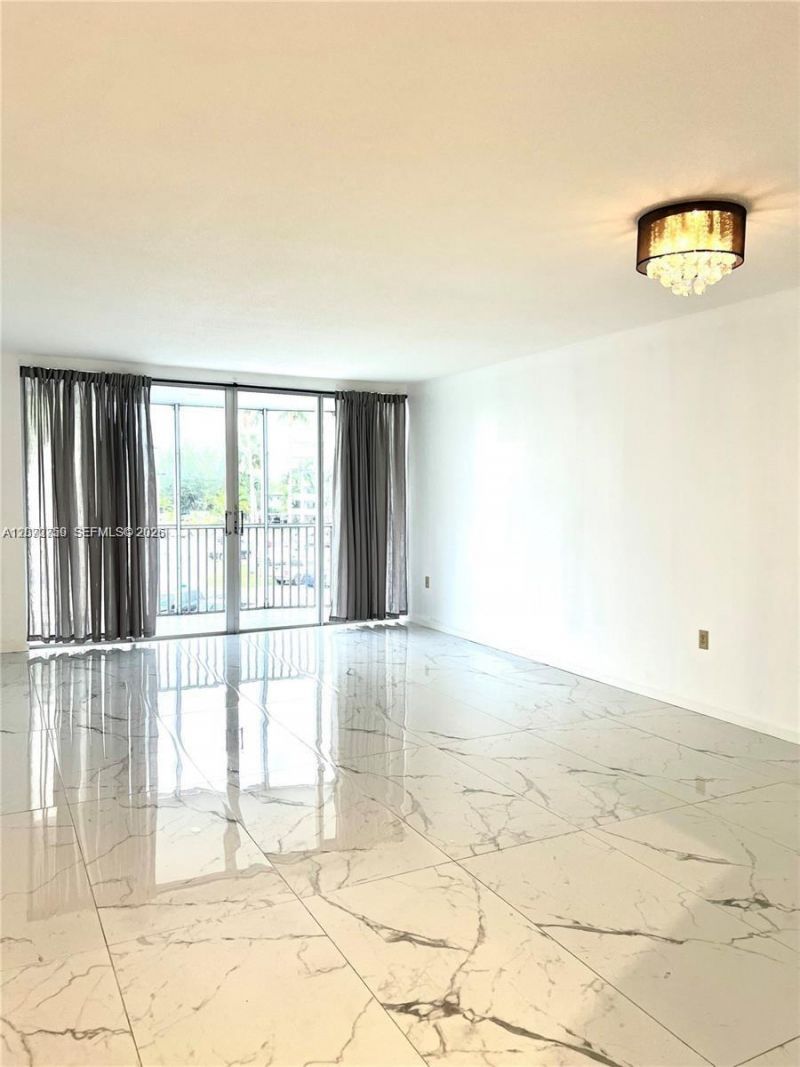1710 NE 191st St, Unit 307-3, Miami, FL 33179 Photo