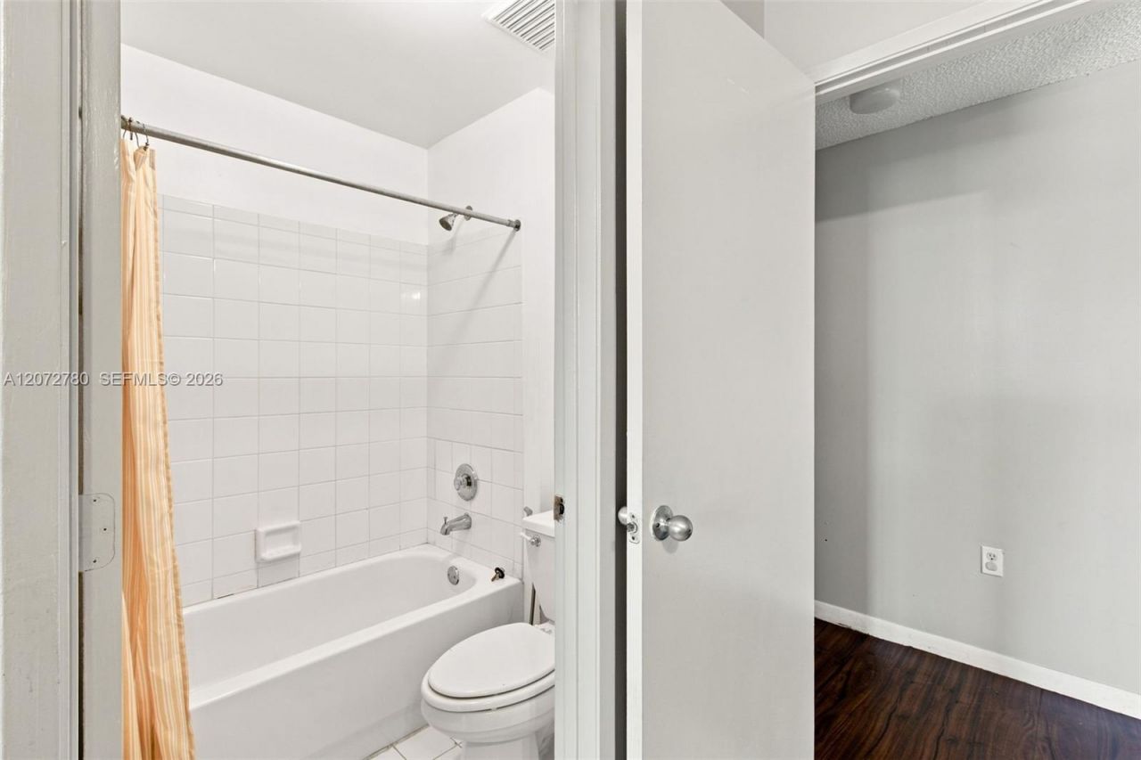 6976 SW 39th St , Unit G304, Davie, FL 33314 Photo
