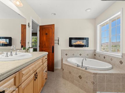 60 Horseshoe Circle, Reno, NV 89508 Photo