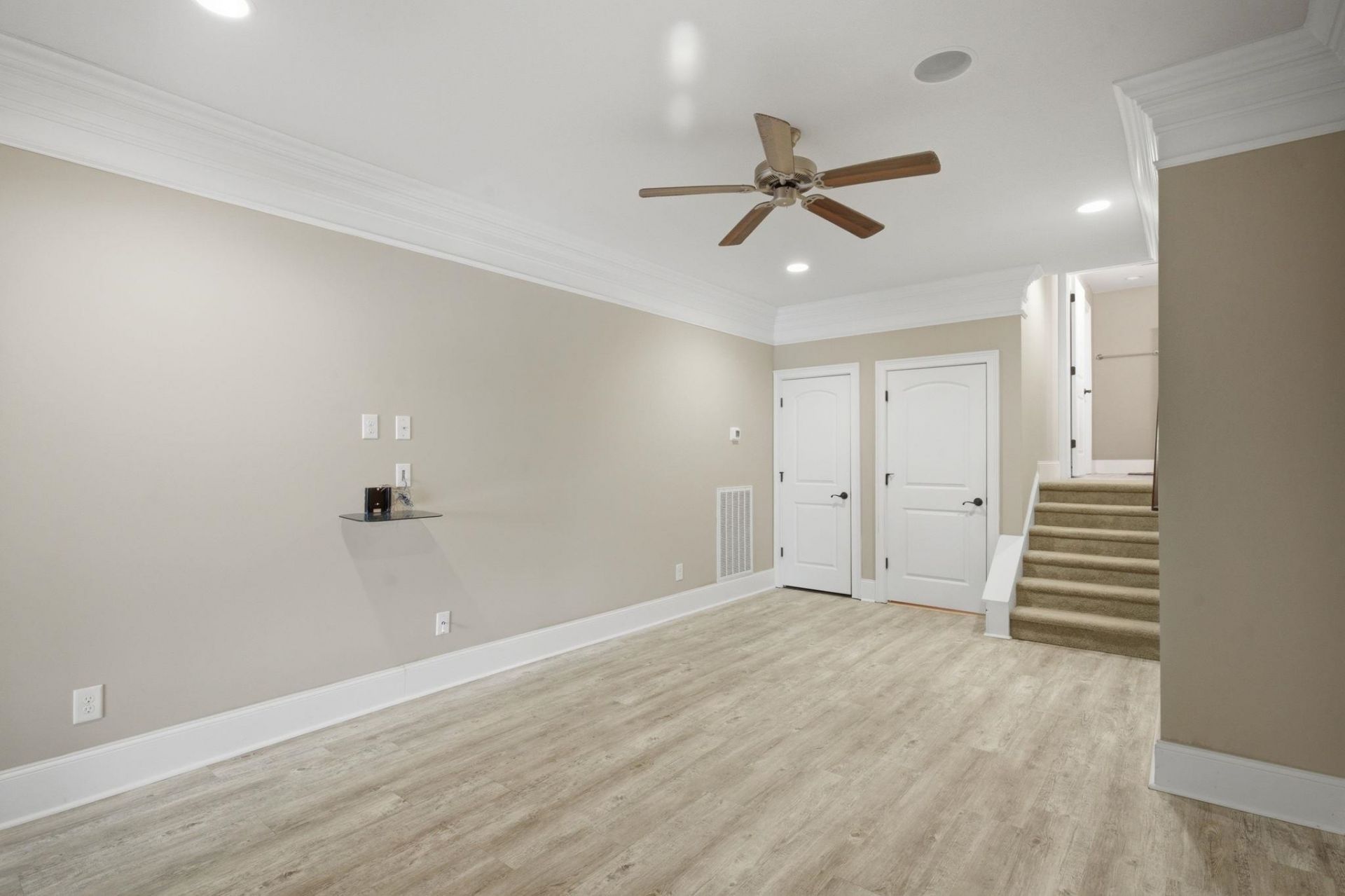 9474 Carrington Dr. Photo 30