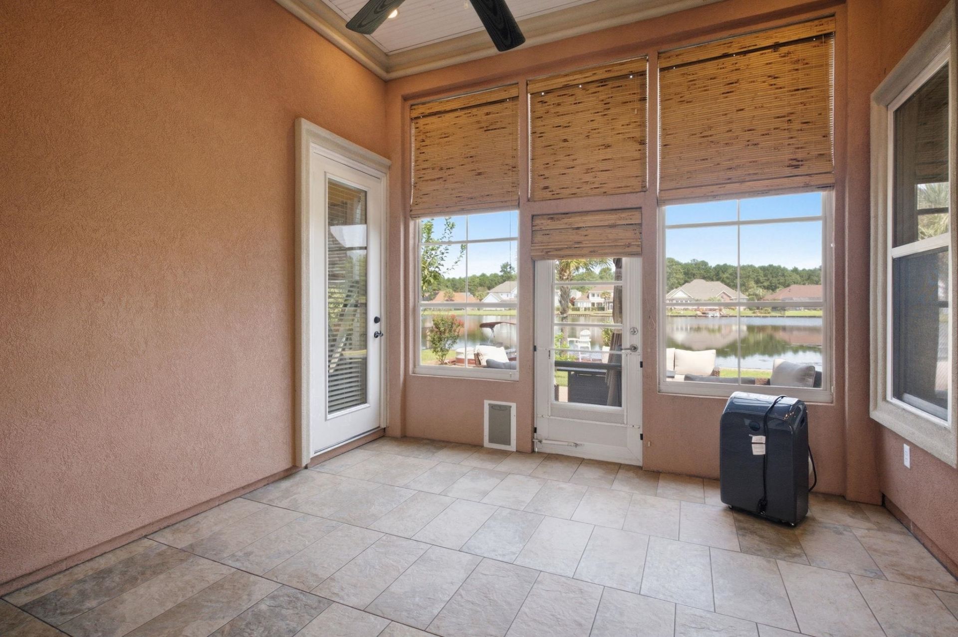 9474 Carrington Dr. Photo 34