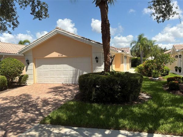 5796 IVREA DRIVE , SARASOTA, FL 34238