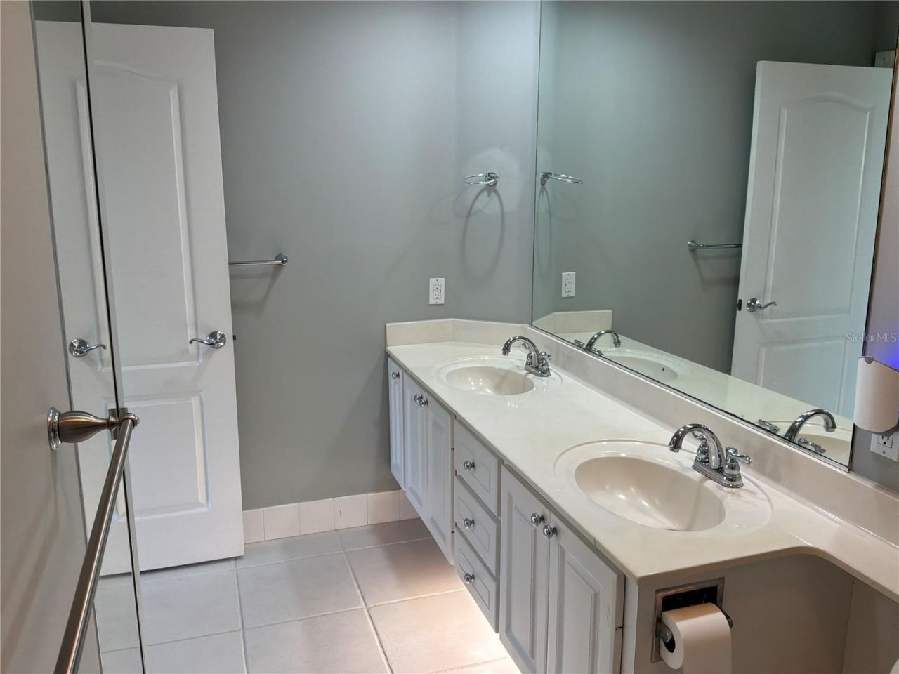 5796 Ivrea Drive, Sarasota, FL 34238 Photo