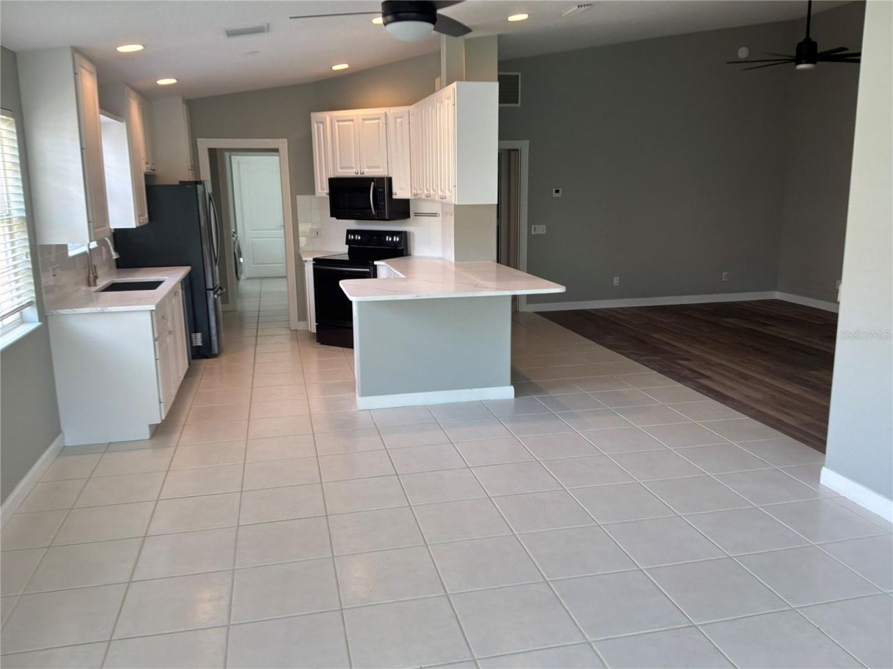 5796 Ivrea Drive, Sarasota, FL 34238 Photo