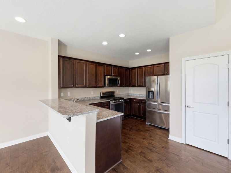 5097 Vitri Lane, Columbus, OH 43221 Photo 11